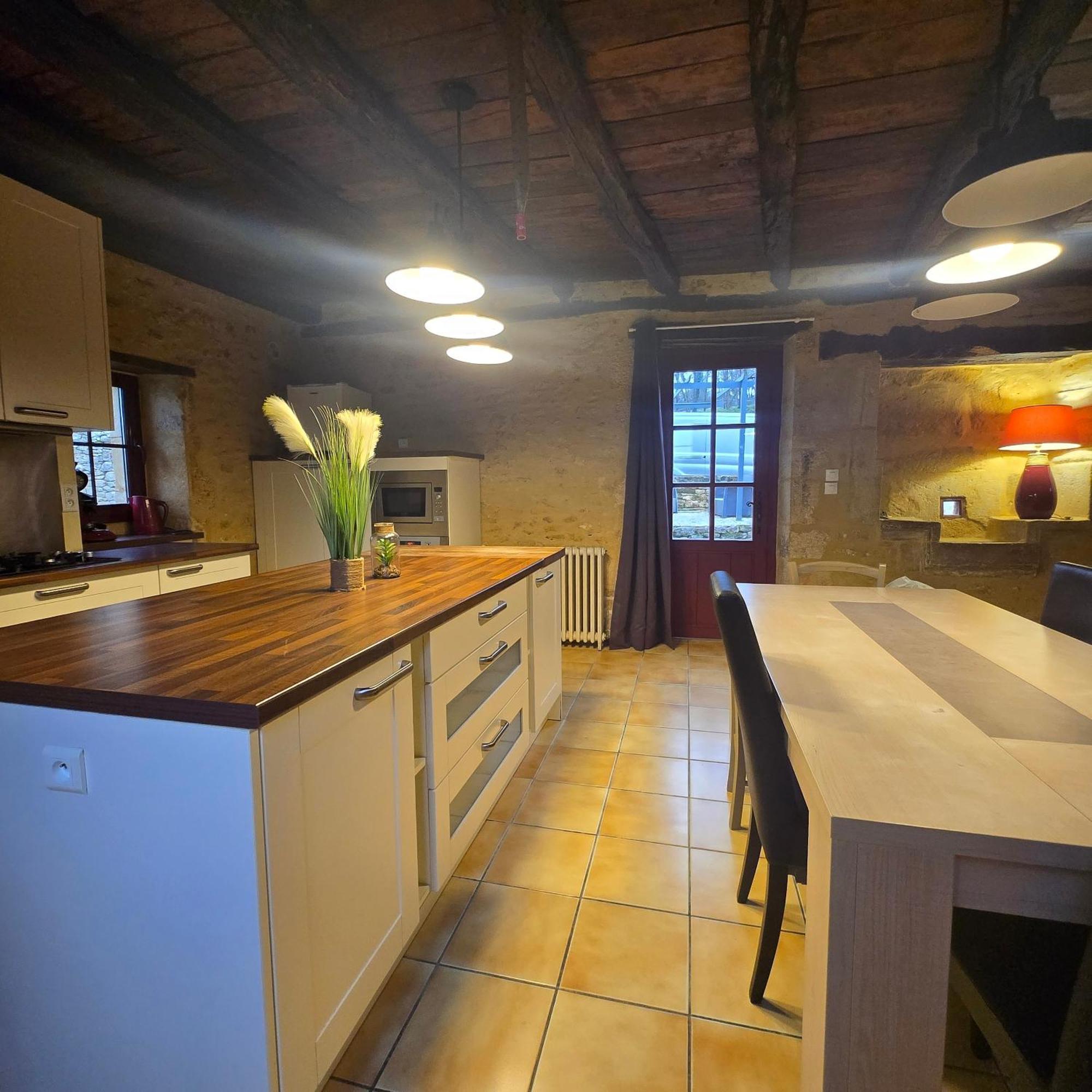 Gite Les Combes Montignac Lascaux Εξωτερικό φωτογραφία